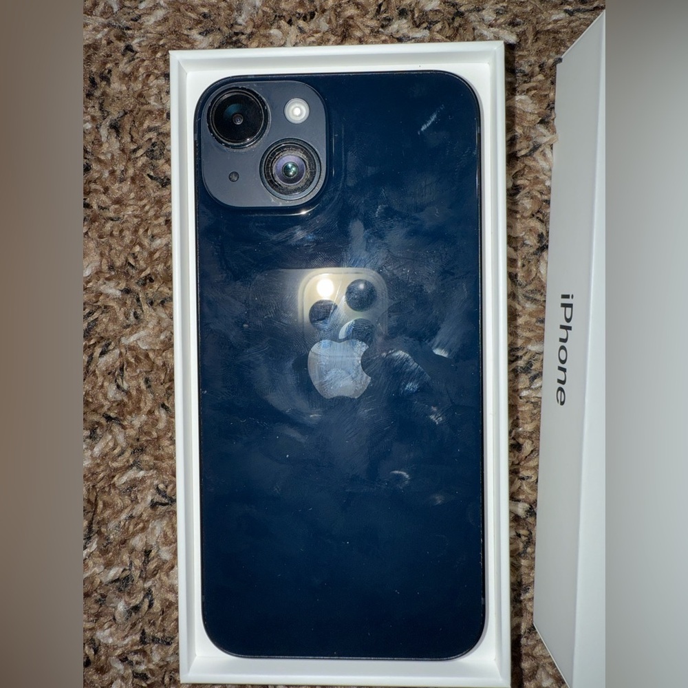Apple iPhone 14 Midnight 128GB - Picture 3 of 16